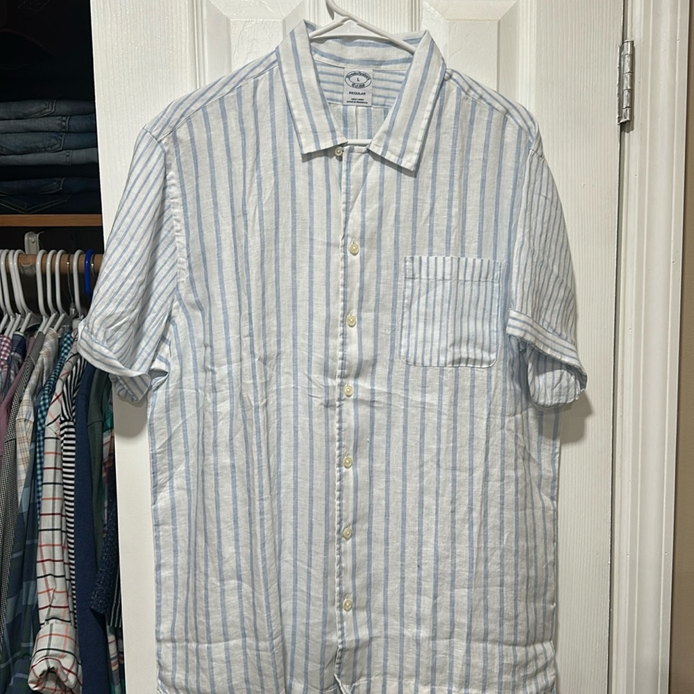 NEVER WORN Large brooks brothers short sleeve button down baby blue